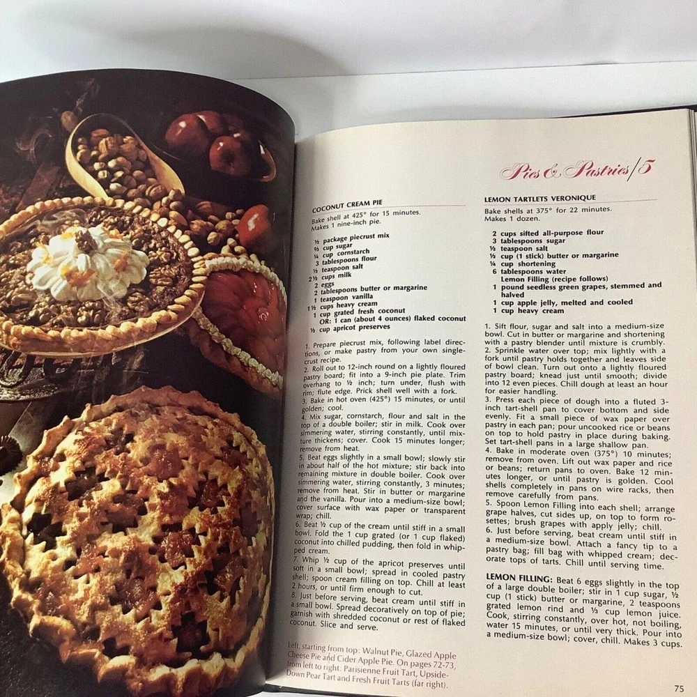 2‎ Family Circle Great Desserts Low Calorie Cooking Cookbook 1978 Hardcover VTG